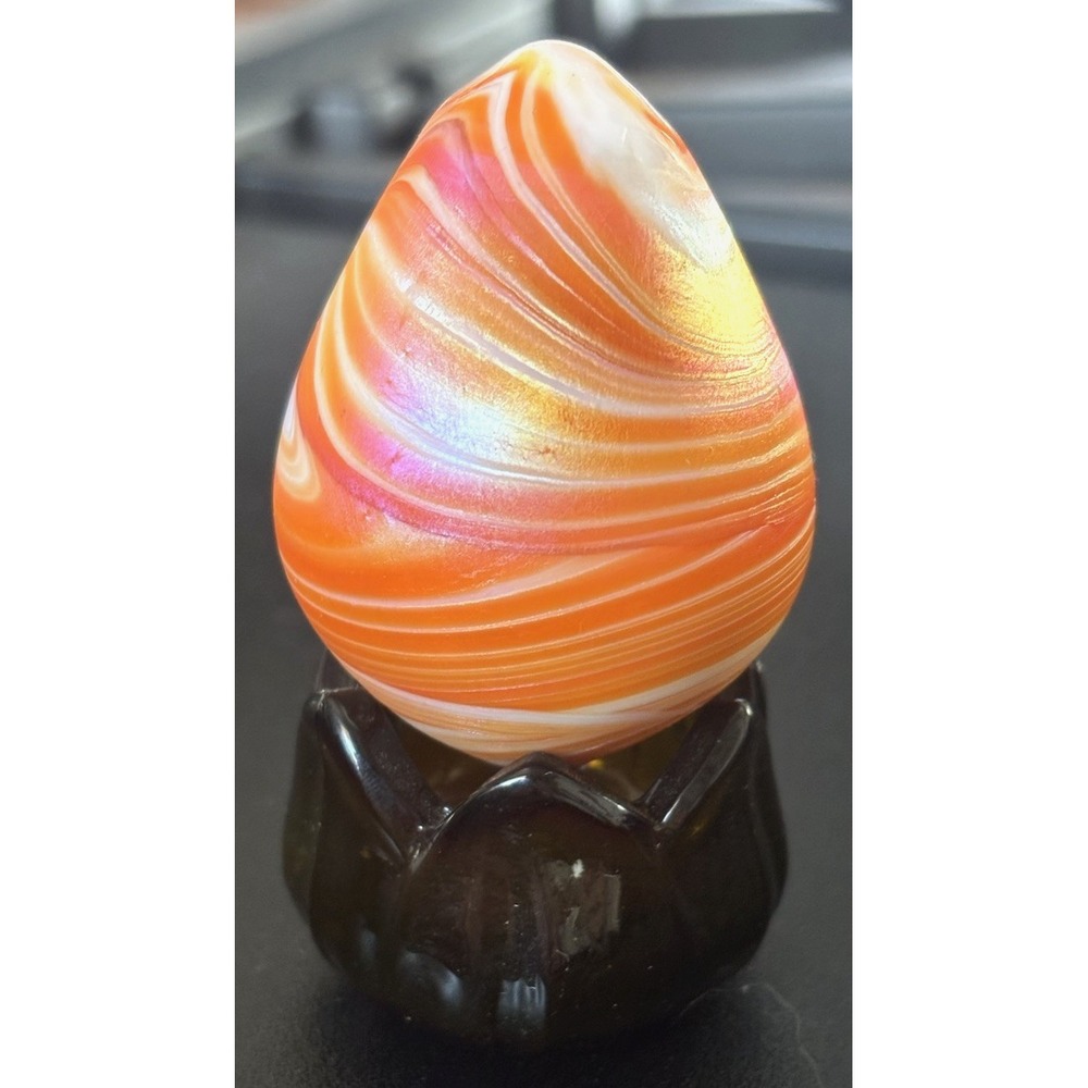 Art Glass Egg Top Shell Shape Decoration Swirl Iridescent Orange Creamsicle
